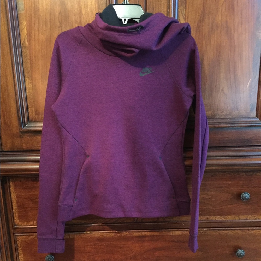 Nike sweatshirt